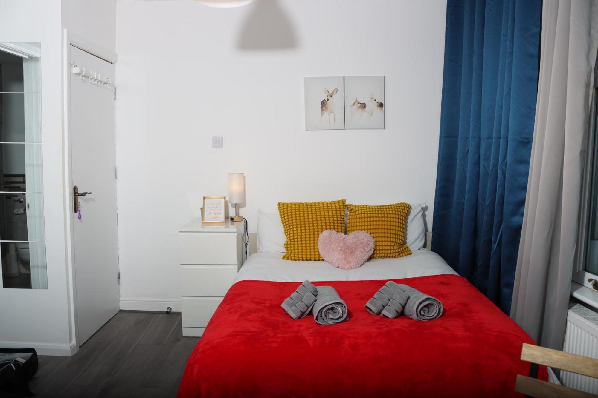 Cosy With Kitchenette And Private Bathroom - 15mins To London! Londra